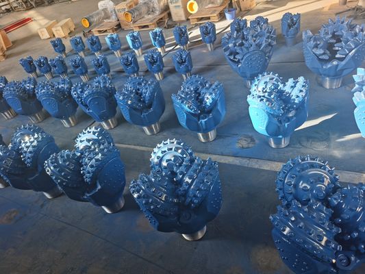 石油の訓練および地質訓練のための250mm IADC 637 TCIの穴あけ工具