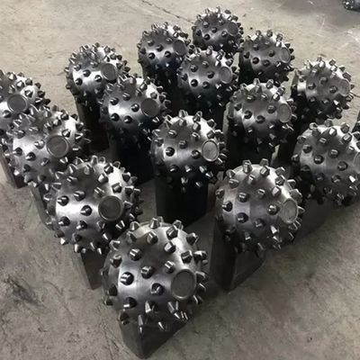 API HDDのパイロット・ビットIADC417の横の方向穴あけ工具