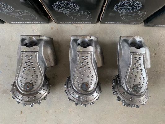 9 1/2インチ メタルベアリング シングルローラーコーンドリルビットカット