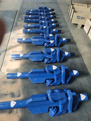 水井掘削のための水平方向型HDDロックリバー 300mm