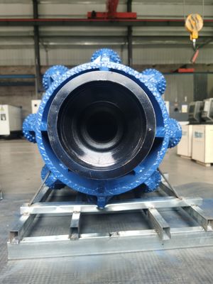 900mm HDD 穴開き機と水平掘削のためのハードロックリマー