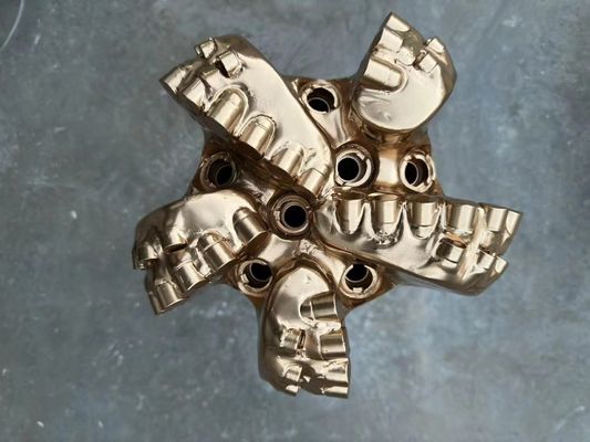 高品質 8 1/2 インチ PDC 掘削ビット 5刃 ダブル ライン カッター