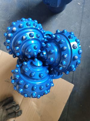 工場用直送 9 5/8 インチ 245mm IADC637 トライコーンロックビット
