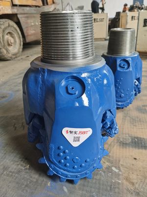 393.7mm キャリー歯トリコンドリルビットスレッド 6 5/8FH IADC127 水井掘削用