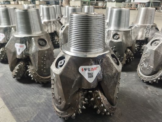 工場 12 インチ IADC537 トリコーンローラーコーンビット 石油井戸の掘削
